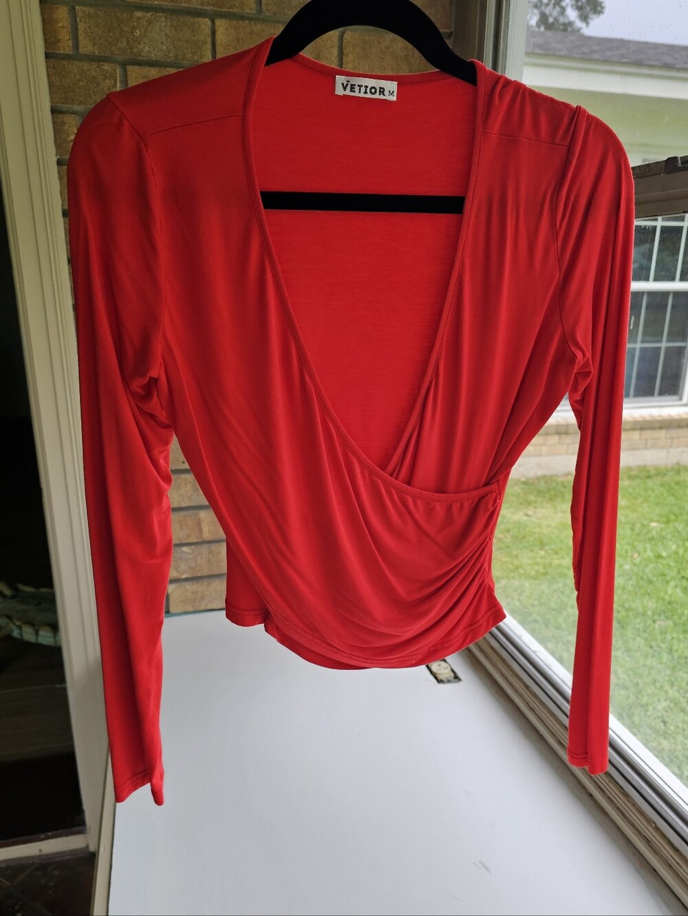 VETIOR Deep V Neck Long Sleeve Faux Wrap Crop Top - Women's Size Medium